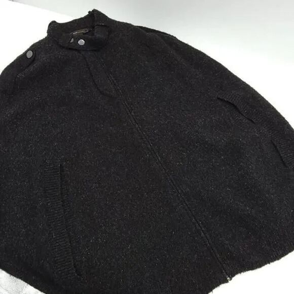 BCBGMAXAZRIA Black Gray Poncho Sweater Jacket Size M - Picture 7 of 10